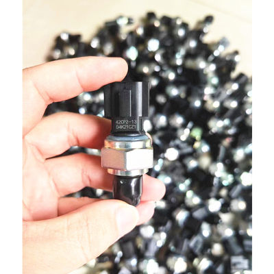 Hitachi High End Low Voltage Sensor 4436535 42CP2-13 04K21CZ1 ส่วนไฟฟ้าเครื่องขุด